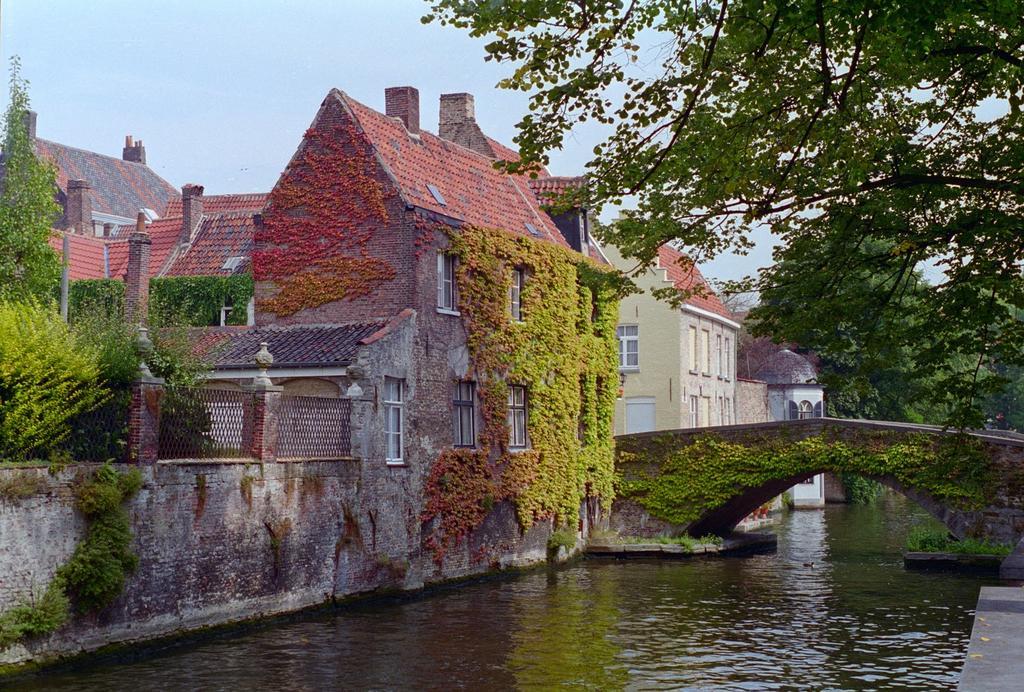 Csar Private Guesthouse Brugge Bagian luar foto