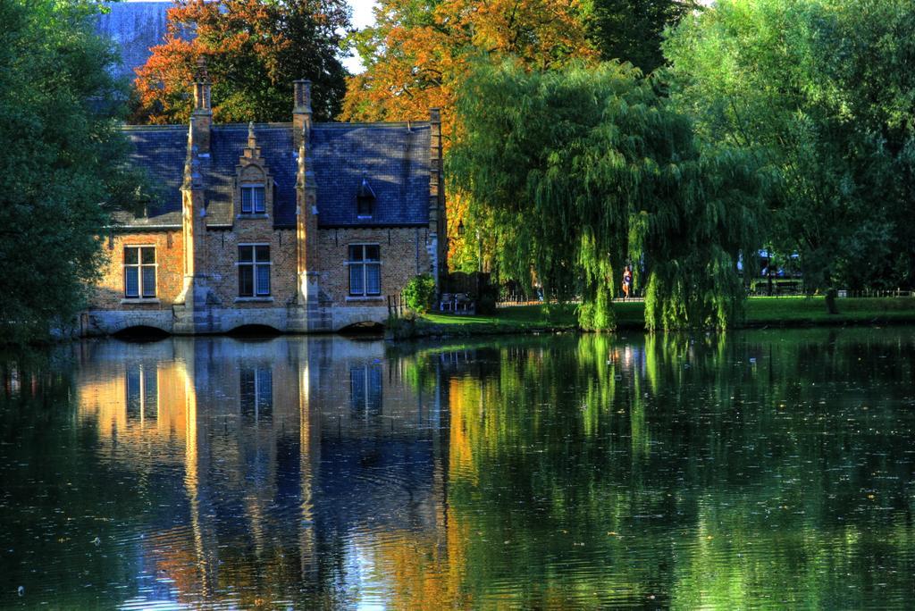 Csar Private Guesthouse Brugge Bagian luar foto